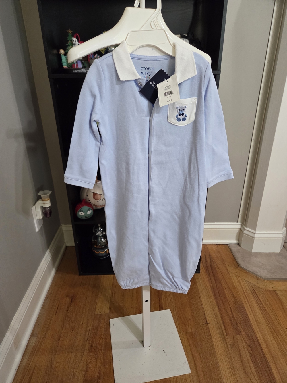 crown & ivy Light Blue Baby One-Piece Button Gown with White Collar